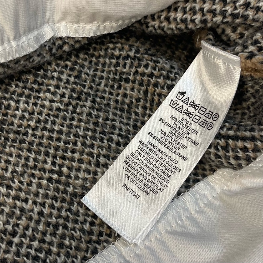 Sweater Vest Button Down - Picture 6 of 6